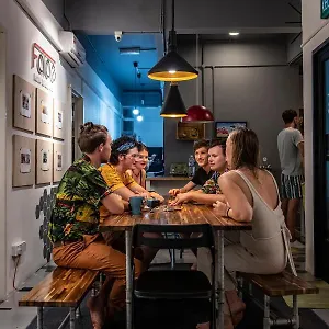 https://faloe-hostel.kotakinabaluhotels.net